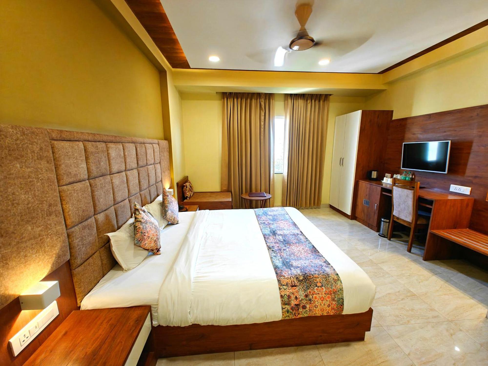 Opulence Inn - 500 Meters From Railway Station Udaipur Kültér fotó