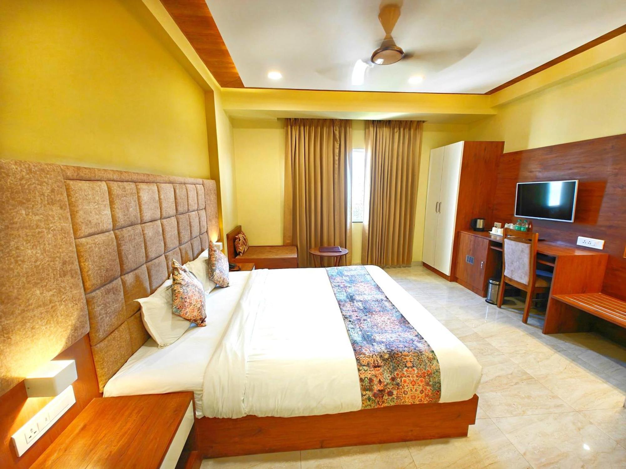 Opulence Inn - 500 Meters From Railway Station Udaipur Kültér fotó
